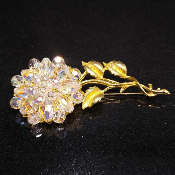 Vintage 1960s Crystal Beaded Flower Brooch, Gold Tone - Picture 1 of 10